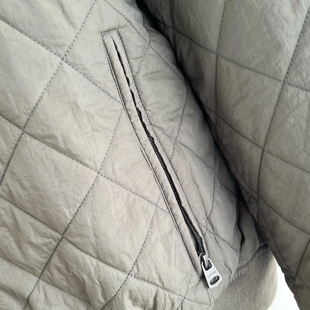 NWT Levi's Men's Diamond Quilt Bomber Jacket  SZ - XL - Picture 10 of 16